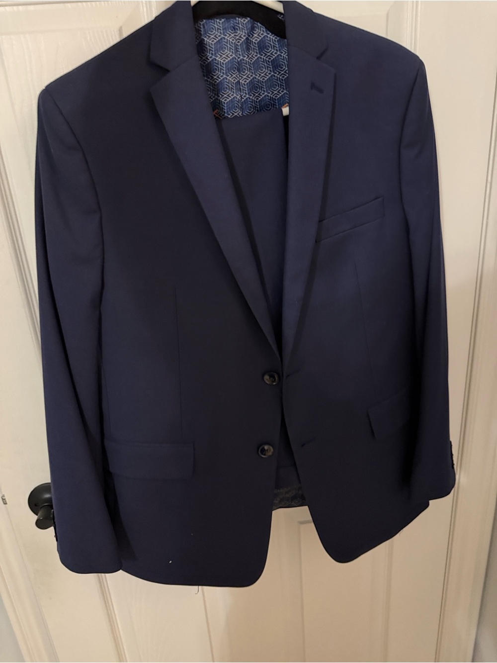 TALLIA boys/teen Navy Two-Button Suit Jacket and pants (worn once!)size 18 husky